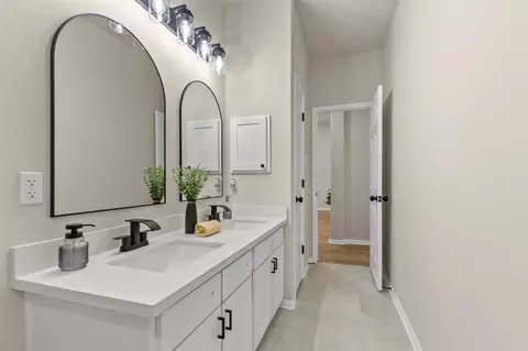 Bath - 19111 Emory Trl, Spring, TX 77388 photo 6 of 6