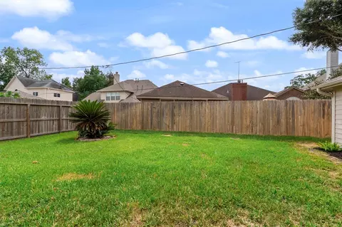 Exterior - 19111 Emory Trl, Spring, TX 77388 photo 5 of 9