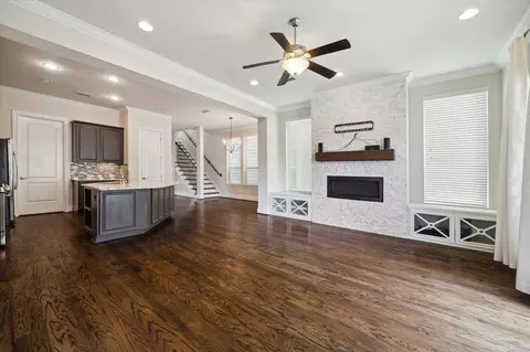 6013 Kansas St #B, Houston, TX 77007
