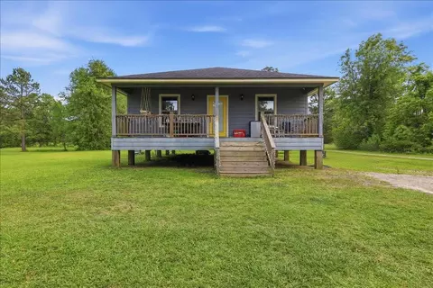 270 Pug Rd, Vidor, TX 77662