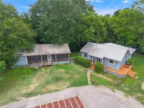 12863 Emu Ln, North Zulch, TX 77872