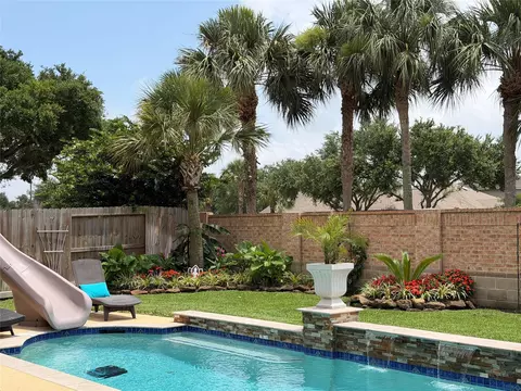 2307 Azahar Ct, League City, TX 77573