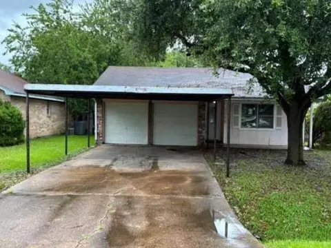 1144 Greencroft St, Channelview, TX 77530