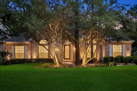 39 N Morning Cloud Cir, The Woodlands, TX 77381