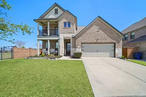 3214 Red Pebble Ln, La Marque, TX 77568