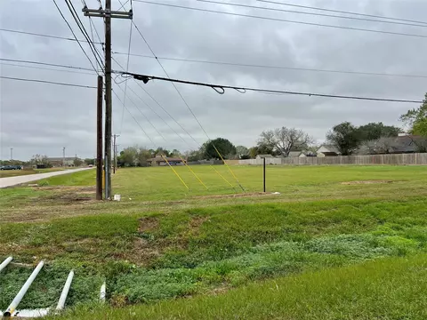 0 N Valderas, Angleton, TX 77515 photo 7
