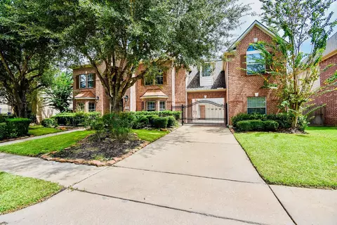 1611 Whitfield St, Sugar Land, TX 77479