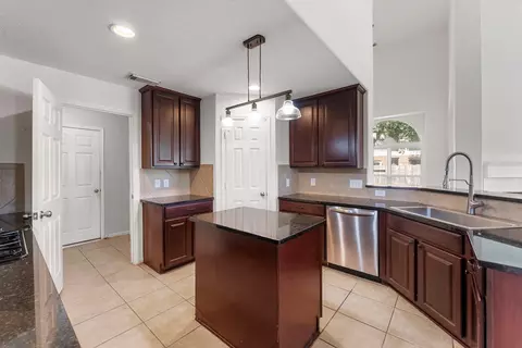 Kitchen - 4418 Bridgestone Cedar Dr, Spring, TX 77388 photo 4 of 5