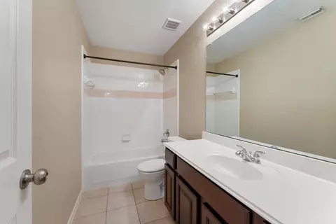 Bath - 4418 Bridgestone Cedar Dr, Spring, TX 77388 photo 4 of 4