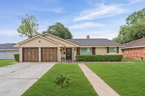 8314 Gulf Tree Ln, Houston, TX 77075