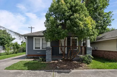 6714 Schuller Rd, Houston, TX 77093