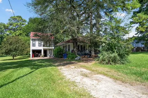 Exterior - 448 Timber Bay Dr, Trinity, TX 75862 photo 5 of 15