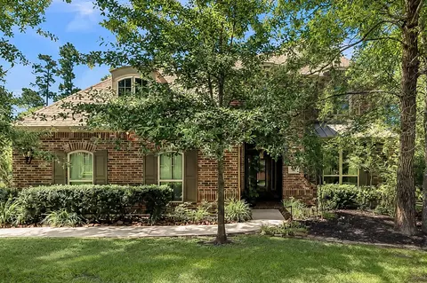 90 Player Oaks Pl, The Woodlands, TX 77382