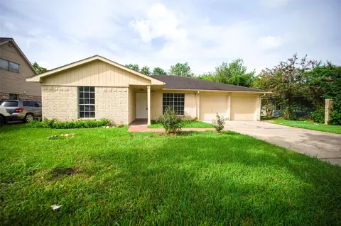 12603 Huntington Venture Dr, Houston, TX 77099