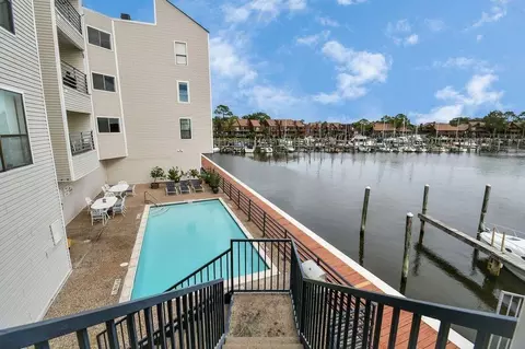 793 Davis Rd #107, League City, TX 77573