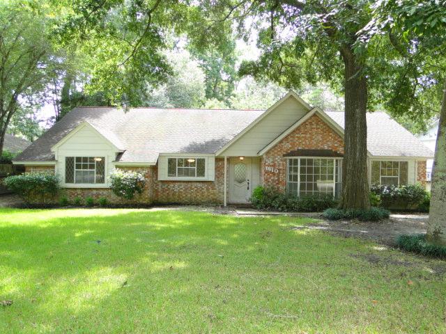 1610 Pine Oak Dr, Conroe, TX 77304 photo 1