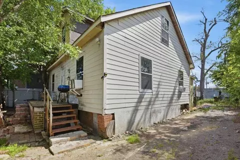 3814 Walker St, Houston, TX 77023