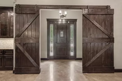 Entry Way - 184 Bridgepoint, Onalaska, TX 77360 photo 1 of 3