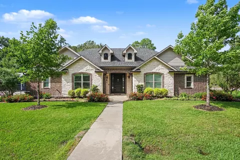 Exterior - 184 Bridgepoint, Onalaska, TX 77360 photo 1 of 9