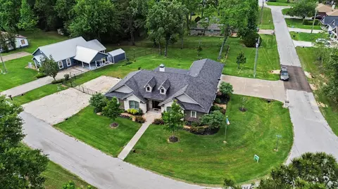 View/Area - 184 Bridgepoint, Onalaska, TX 77360 photo 2 of 6