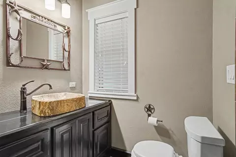 Bath - 184 Bridgepoint, Onalaska, TX 77360 photo 4 of 4
