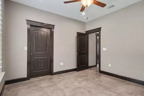 Bedroom - 184 Bridgepoint, Onalaska, TX 77360 photo 4 of 6