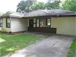 222 Tilden Dr, Pasadena, TX 77506 photo 1