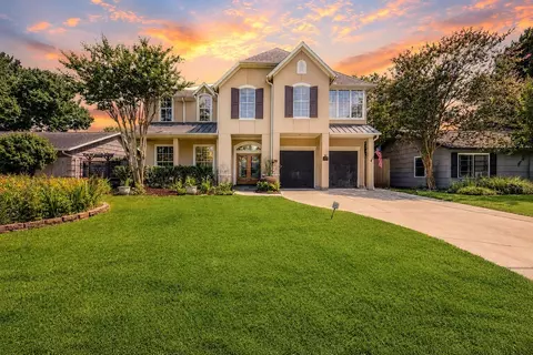 4911 Imperial St, Bellaire, TX 77401