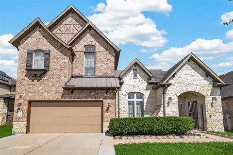 13711 Glendon Dr, Richmond, TX 77407