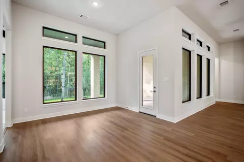 Living - 209 Lilac Tree Ct, Willis, TX 77318 photo 9 of 9