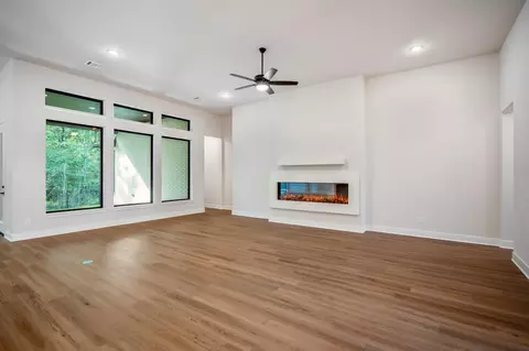 Living - 209 Lilac Tree Ct, Willis, TX 77318 photo 5 of 9