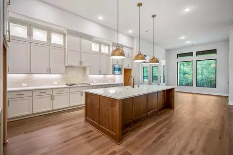 Kitchen - 209 Lilac Tree Ct, Willis, TX 77318 photo 3 of 4
