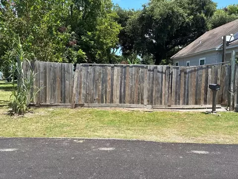 3219 Evella St, Houston, TX 77026