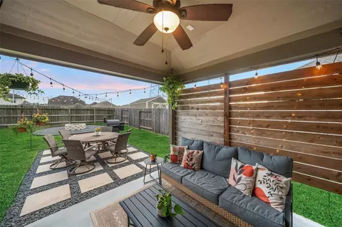 4352 Imperial Gardens Dr, Spring, TX 77386