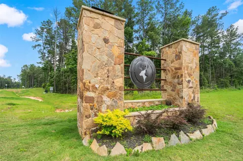 106 Eagle Run Rd, Willis, TX 77378 photo 2