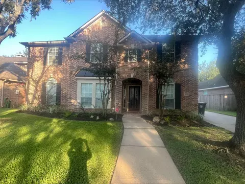 1122 Oak Glen Ln, Sugar Land, TX 77479