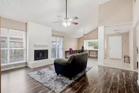 11747 Yearling Dr, Houston, TX 77065