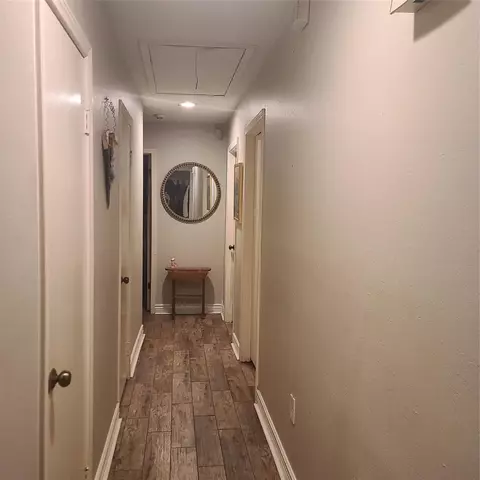 Entry Way - 2891 Avenue M Extended, Conroe, TX 77301 photo 3 of 4