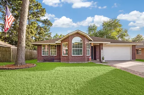 2430 Meandering Trl, Kingwood, TX 77339