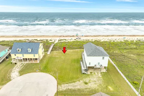 6 Velasco Shores Dr, Surfside Beach, TX 77541