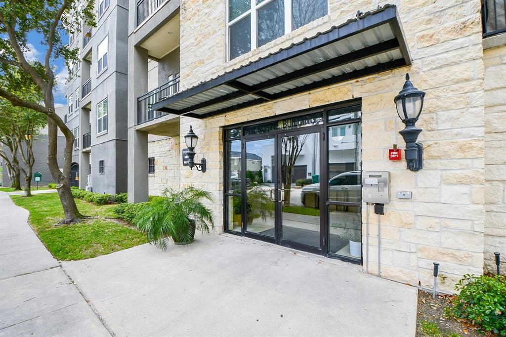 1010 Rosine St Unit 107  