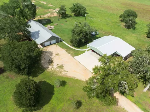 View/Area - 3545 E I 10 Frontage Rd, Schulenburg, TX 78956 photo 2 of 4