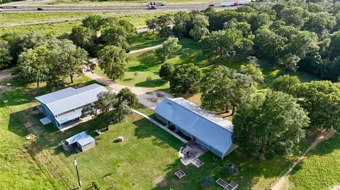 3545 E I 10 Frontage Rd, Schulenburg, TX 78956