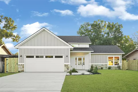 1111 Sunset Dr, Pasadena, TX 77506