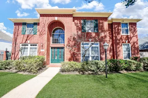 12236 S Shadow Cove Dr, Houston, TX 77082