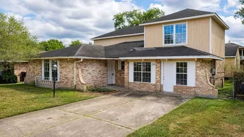 1219 Pilot Point Dr, Houston, TX 77038