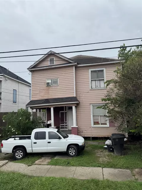 2305 Terry St, Houston, TX 77009