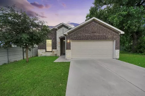 7806 King St, Houston, TX 77028