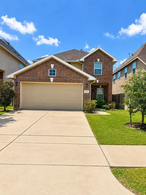 7107 Ironwood Forest Dr, Houston, TX 77083