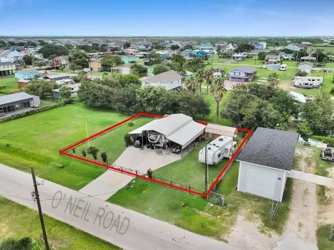1046 Oneil Rd, Crystal Beach, TX 77650